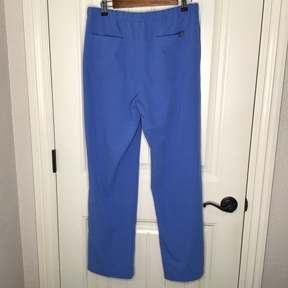 Figs Pisco Basic Scrub Pants in Ceil Blue. - Picture 5 of 12